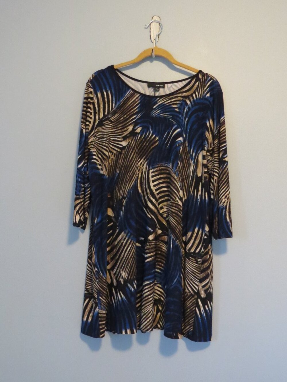 Sun Kim Stretch Knit Tunic Top Blue Black Tan Brown Feather Leaf Print Sz L